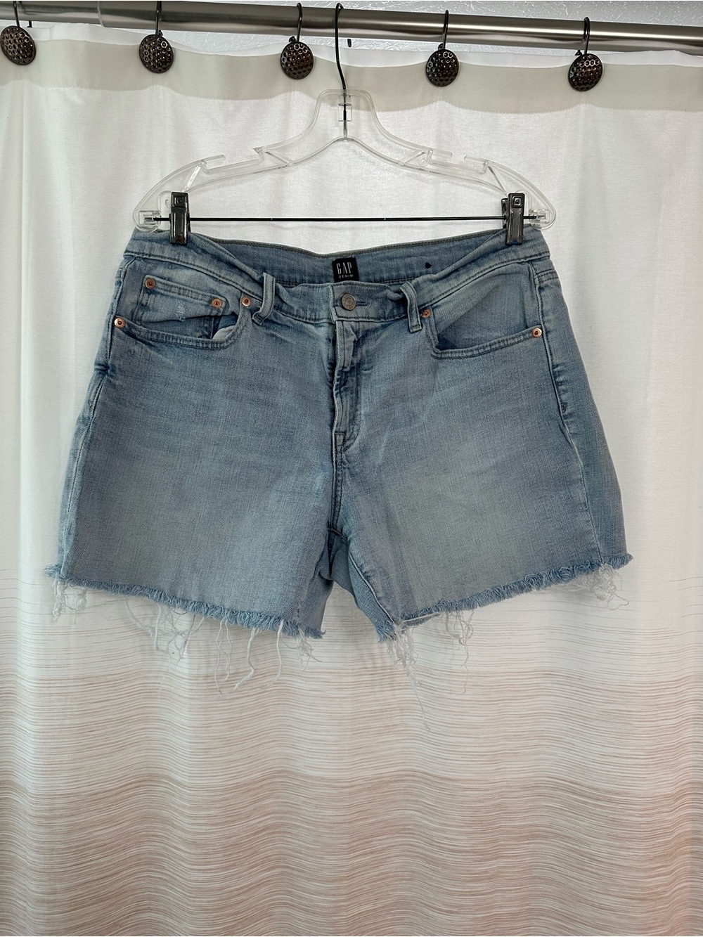 GAP Light Wash Denim Cutoff Shorts - Size 31